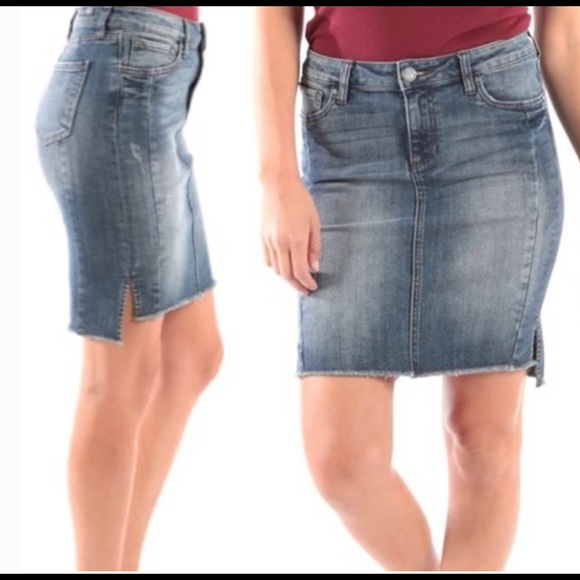 Kut From The Cloth Connie High Low Hem Denim Skirt - Color Blue Size 2 - Picture 3 of 9